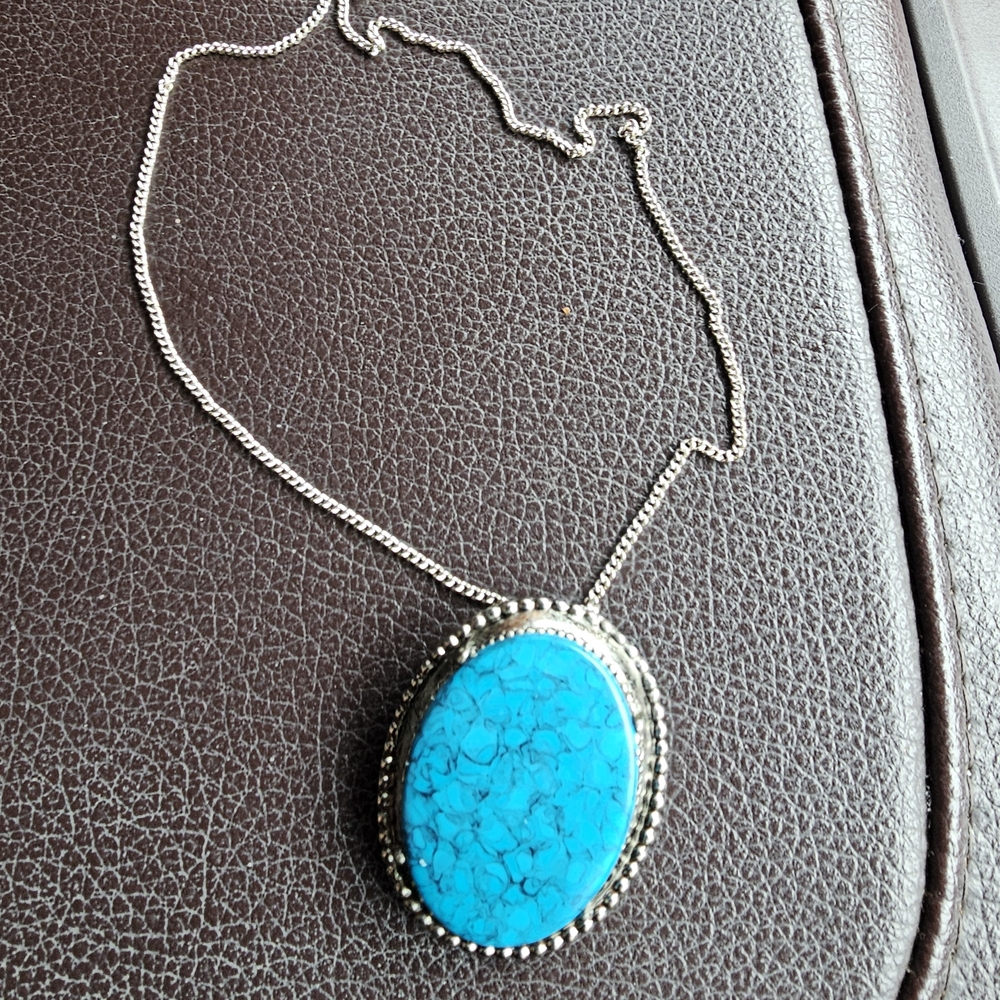 Turquoise Pendant Necklace